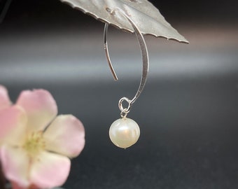 Wire Wrapped Pearl Earrings * V Shaped Ear Wires * 14K Gold Filled * 925 Sterling Silver * June Birthstone * Modern Design * Gift for Her *