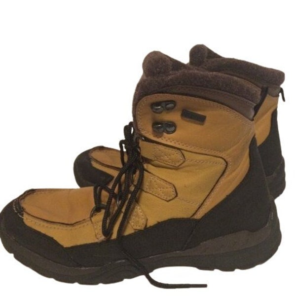Banff Trail Boots Women's Size 8 Cognac Faux Fur Lining Waterproof