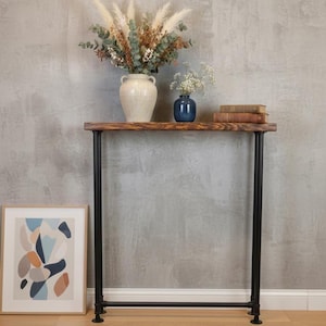 Tavolo consolle in legno industriale / Mensola sottile per termosifone / Tavolo da ingresso con gambe da ponteggio grigie / Tavolo da ingresso sottile in legno di recupero
