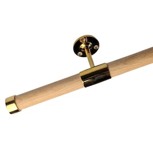 Pasamanos de escalera de madera moderno / Pasamanos de interior de roble macizo / Pasamanos de pared con soportes de acero / Pasamanos de escalera elegante