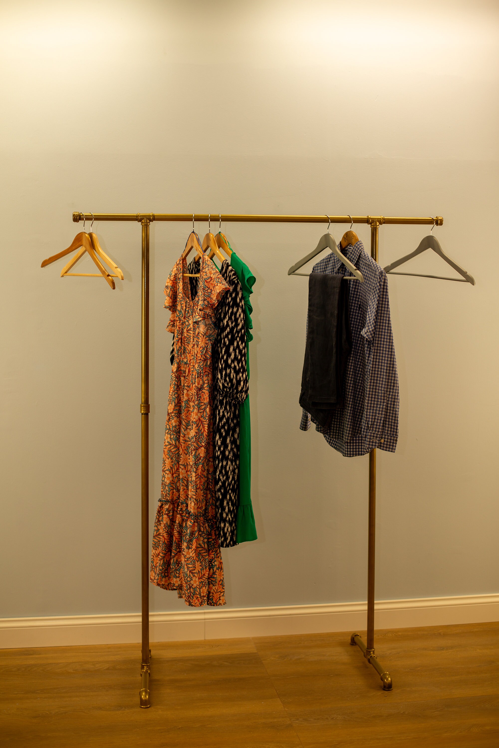 clothes rail hooks