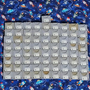 Karta pamięci kontrolera N64 w oryginalnym opakowaniu OEM, przetestowana i działająca.