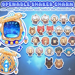 Puede incluir: Un llavero azul y dorado con forma de consola de videojuegos. El llavero es abrible y presenta una variedad de figuras de personajes intercambiables. El llavero tiene el texto "FFXIV".