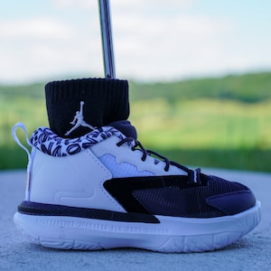 Zion 1 [METALLIC GOLD] Standing Sneaker Putter Cover