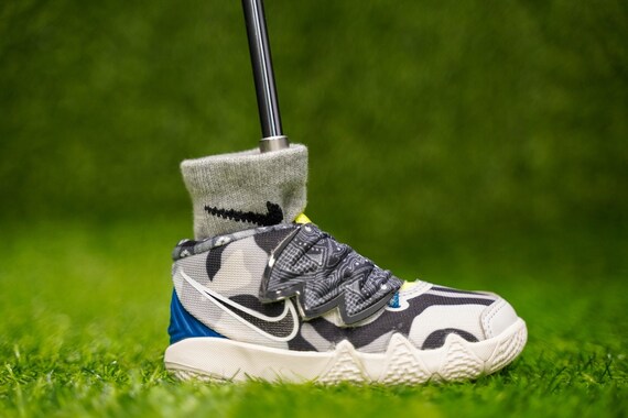 Neon 1 Standing Sneaker Putter Cover 
