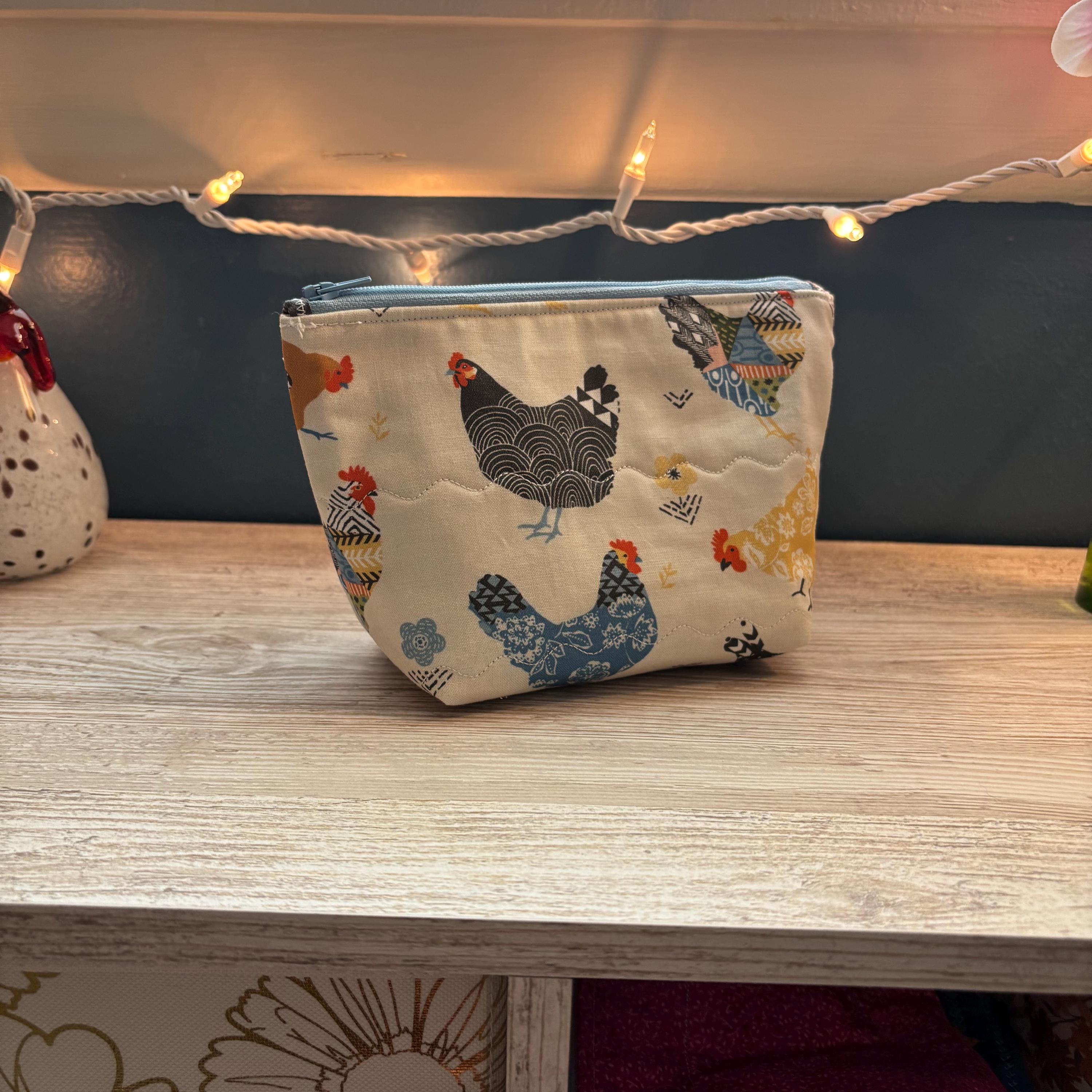 Medium Quilted Zipper Pouch - Chickens