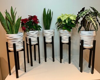 Featured image of post Plant Pot Stand On Wheels Uk / Buy garden plant stands and get the best deals at the lowest prices on ebay!