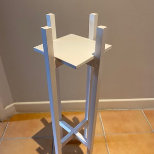 Suporte para vasos de plantas Camada dupla com prateleira de formato quadrado ou octogonal plantador de coquetel em madeira maciça Perfeito para seus vasos pequenos ou grandes