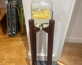 Handgemachter Massivholz-Cocktail-Glasständer - dunkles Nussbaum-Finish