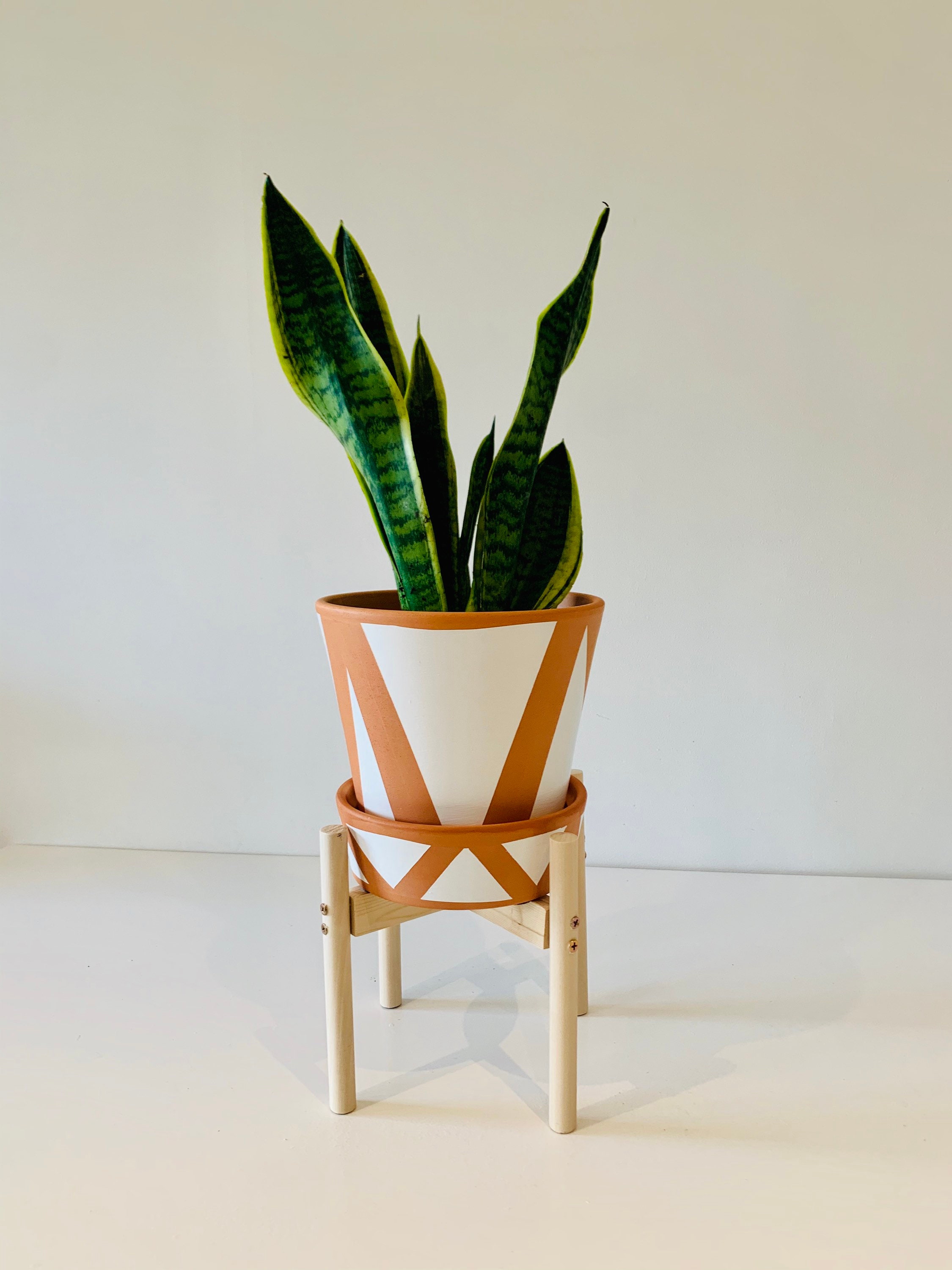 Plant Pot Stand 30cm tall Hand made in 100 Uk in round legs Etsy