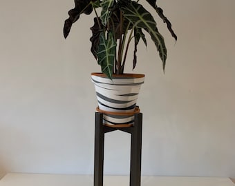 Handgemachter Blumenständer aus Massivholz - Modernes Wohndekor