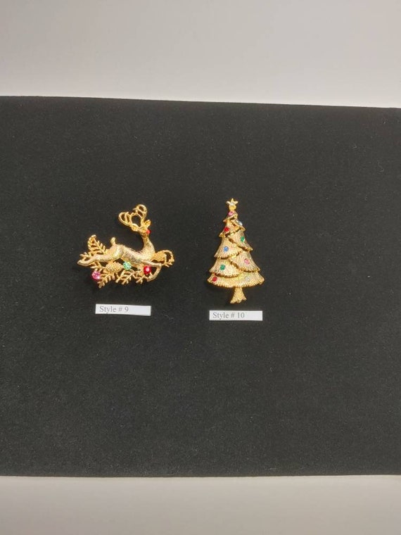 Vintage Gold plated Christmas Brooches from the 1… - image 7