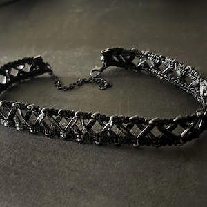 Mini X&#39;s choker