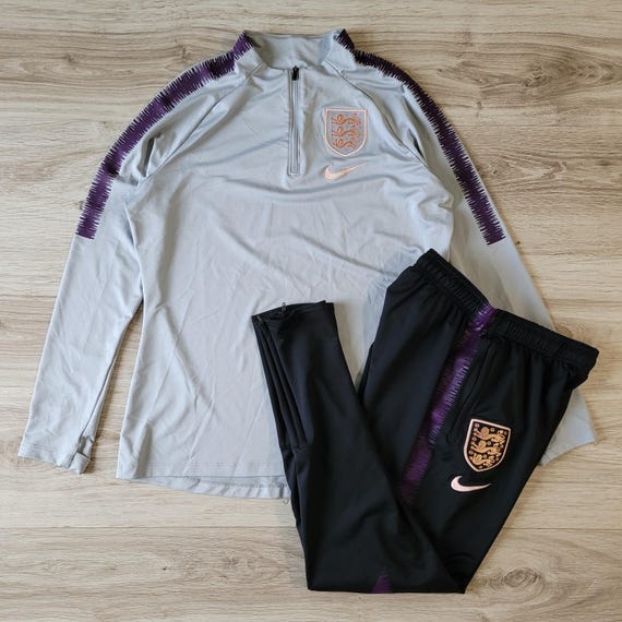 Nike England Women's Size M National Football Soccer Team Manager