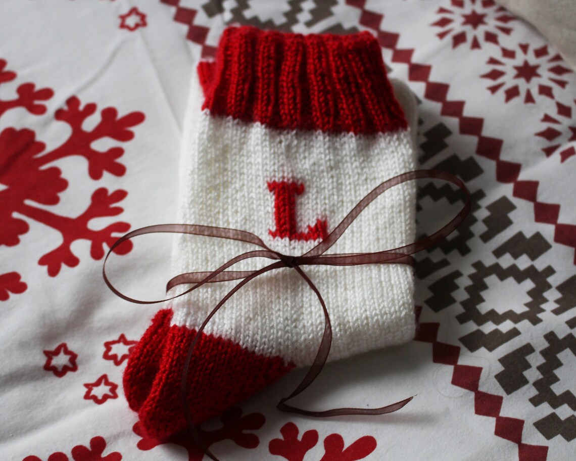 Chaussettes de Noël personnalisées en laine tricotées à la  Etsy