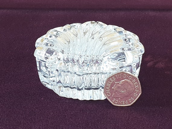 Gorham Crystal Shell Trinket Pot, Vintage Cut Gla… - image 9