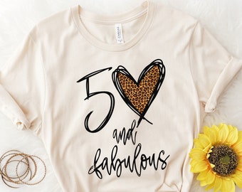 Camiseta de corazón de leopardo para el 50 cumpleaños, camiseta fabulosa para los cincuenta