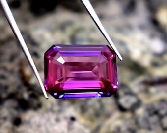 Naturlig safir 17,3 karat smaragdslipad fasetterad blå violett safir obehandlad ouppvärmd safir blå safir lila safir från Ceylon
