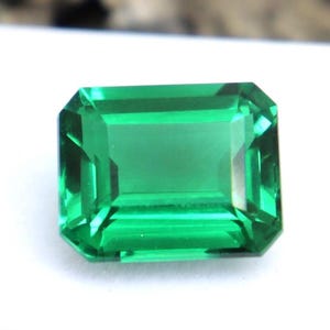 Exquisite Vivid Green Emerald AAA Stone From Colombia Emerald Mined Gem 11ct Emerald Cut Emerald Certified Stone Best Quality In Best OFFER