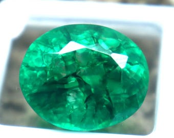 Earth Mined Green Emerald Gemstone 18ct Oval Cut Faceted Emerald Comes From Colombia Emerald Certified Loose Stone Pendant Size Emerald