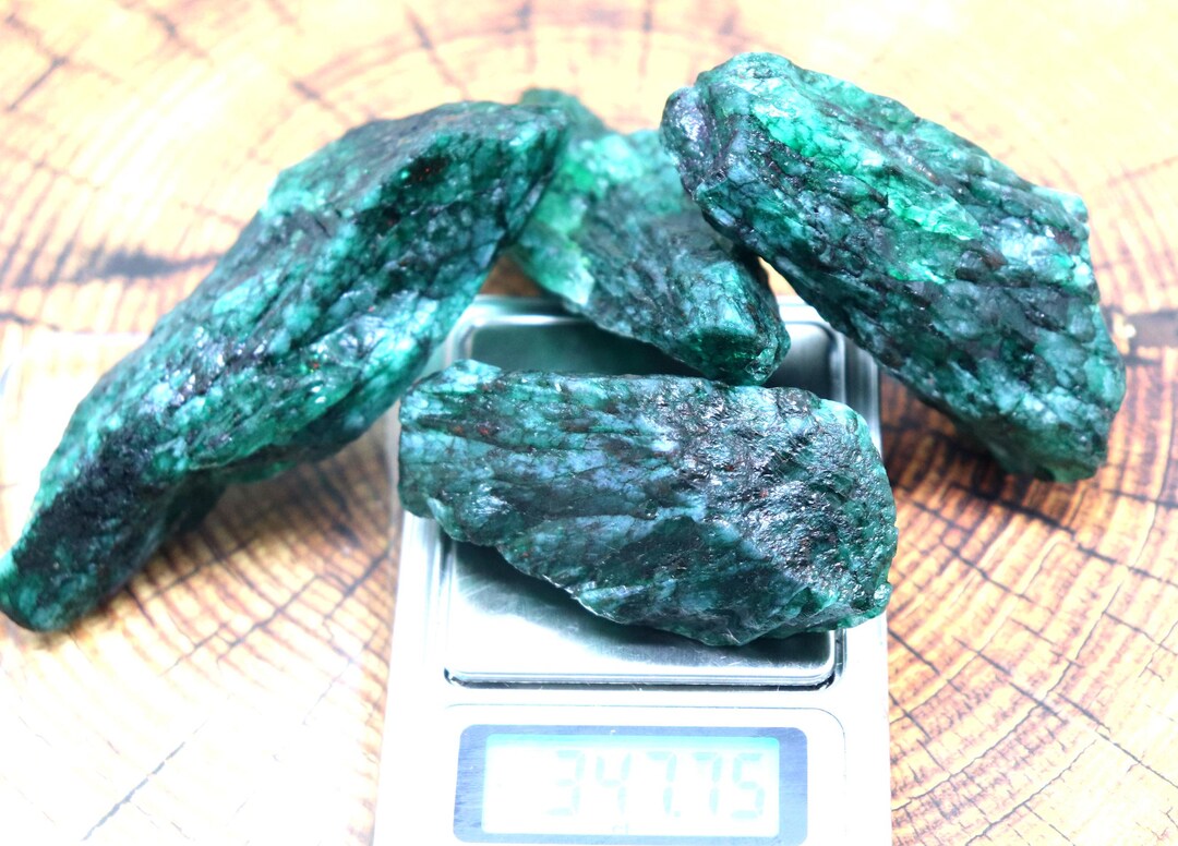 Pokemon Emerald Rough Amazing Quality Green Emerald Rough Gemstone 331-536ct Loose Rough ...