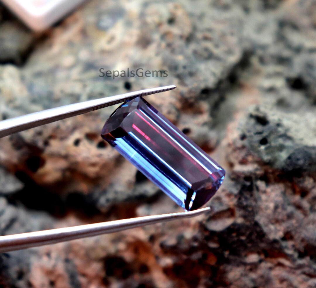 Natural Alexandrite Color Changing Loose Gemstone Faceted Unique Shape ...