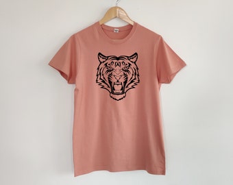 Tiger Tee, Tiger Shirt, Animal Print Tee, Tiger Face Shirt, Animal Print Shirt, Tiger Top, Animal Shirt, Graphic Shirt, Stylish Shirt, Shirt