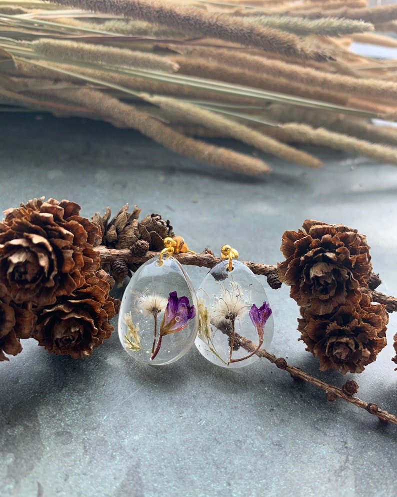 Nature inspired Resin Earrings With Pressed Flowers Real Pressed Flower Earrings Clear Drop Earrings