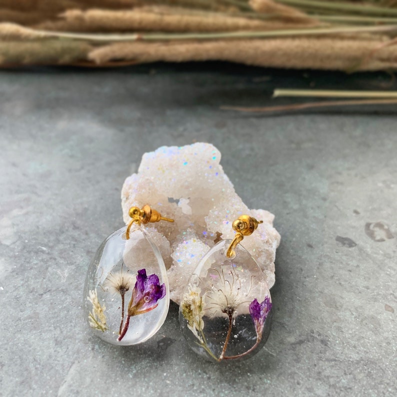 Nature inspired Resin Earrings With Pressed Flowers Real Pressed Flower Earrings Clear Drop Earrings