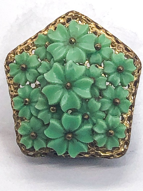 Vintage Jewelry- 1930s-1940s Filigree Dress Clip W