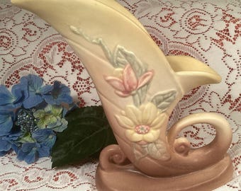 Hull Pottery Magnolia Cornucopia Vintage Vase 19-8 1/2
