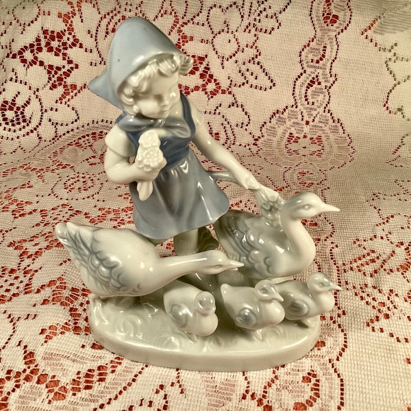 Vintage Gerold Porzellan Bavarian Porcelain Girl with Geese