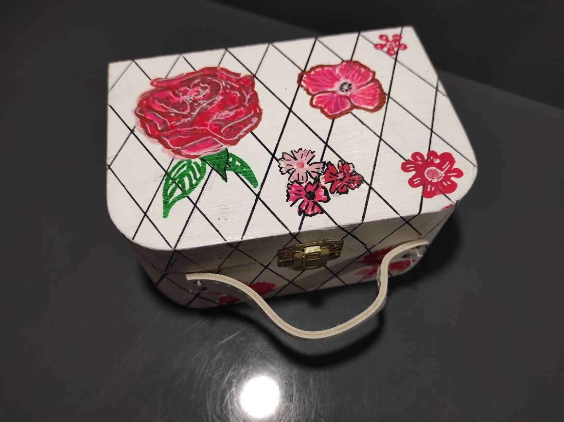 Petite Valisette en Bois, Boite Souvenir 14 X 10 X6 cm, Déco Fait Main avec Peinture Acrylique Végét