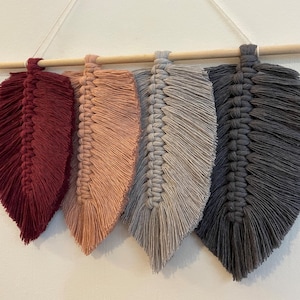 PDF Photo Tutorial: Beginner macrame pattern, leaf macrame tutorial, how to macrame leaf pattern, macrame feather pattern, easy macrame - P2