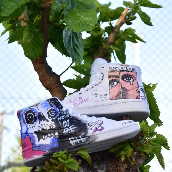 low top running shoes