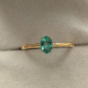 Dainty Emerald Oval Ring Prong Set in 14k Yellow Gold Eye Clean Natural 6x4mm Emerald Ring for Her Birthday Gift for Daughter/Sister/Niece