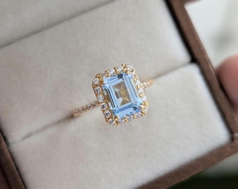 Anillo de Aguamarina Azul Buen en plata 925 Aguamarina talla esmeralda con diamantes Anillo de compromiso Aguamarina de 2 quilates con halo de moissanita para ella