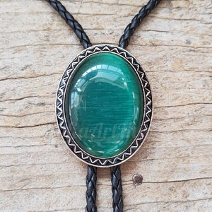 Dark Green Jade Bolo Tie: Western Cowboy Silver-Plated Necktie