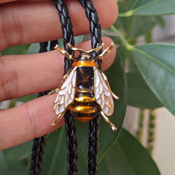 3D Bee Bola Bolo Tie - Wedding Necklace - PU Leather Rope - Western Cowboy Bolo - Native American Style Necktie