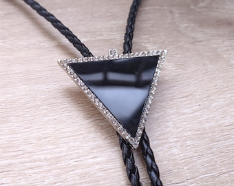 Cravate Bolo en losanges triangle noir - Collier de mariage - Cravate Bola en corde de cire - Western Cowboy - Cravate de Style amérindien