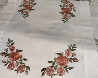 Elegant Embroidered Rose Table Runner – Handmade Floral Table Decor for Dining, Wedding, or Gift
