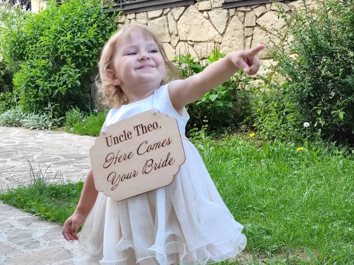 Flower girl hotsell sign ideas