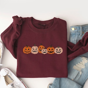 Pumpkin Sweatshirt, Fall Crewneck, Fall Sweatshirt for Women, Pumpkin Shirt, Fall Shirts, Halloween Sweatshirt, Halloween Sweater