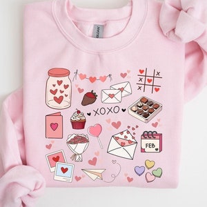 Valentines Day Sweatshirt, Valentine Sweatshirt, XOXO Shirt, Love Sweatshirt, Valentines Day Shirt, Womens Valentine Crewneck Sweatshirt