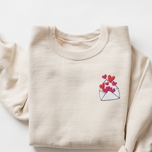 Sudadera bordada del Día de San Valentín, Sudadera de corazón, Camisa de carta de amor, Suéter de San Valentín, Camisa de amor, Camisa Vday, Regalo del Día de San Valentín