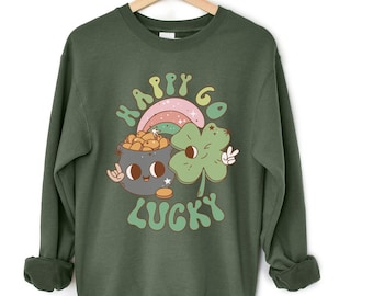 St Patricks Day Sweatshirt, Happy Go Lucky Sweatshirt, Retro St Patricks Day, Irish Sweater, Shamrock Shirt, Lucky Sweatshirt, St Pattys Day