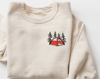 Sweat-shirt de camping brodé, sweat-shirt Happy Camper, cadeau amoureux de la nature, sweat-shirt feu de camp, chemise de randonnée, chemise d’aventure amateur de camping