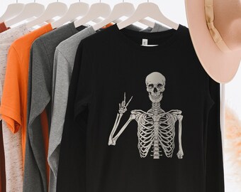 Camisa Esqueleto, Camiseta Esqueleto, Camisa Halloween, Camisa Divertida de Halloween, Signo de Paz Esqueleto, Camisa Otoño, Feliz Halloween, Truco o Trato