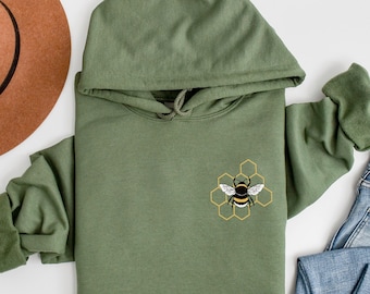 Bumblebee Sweatshirt, Bee Crewneck Sweatshirt, Bee Sweater, Nature Hoodie, Gift for Her, Bee Sweatshirt for Women, Bee Shirt, Save the Bees