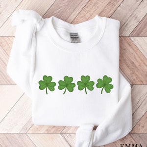 Shamrock Sweatshirt, St Patricks Day Sweatshirt for Women, Clover Sweatshirt, St Patricks Day Sweater, Lucky Shirt, St Patricks Day Shirt